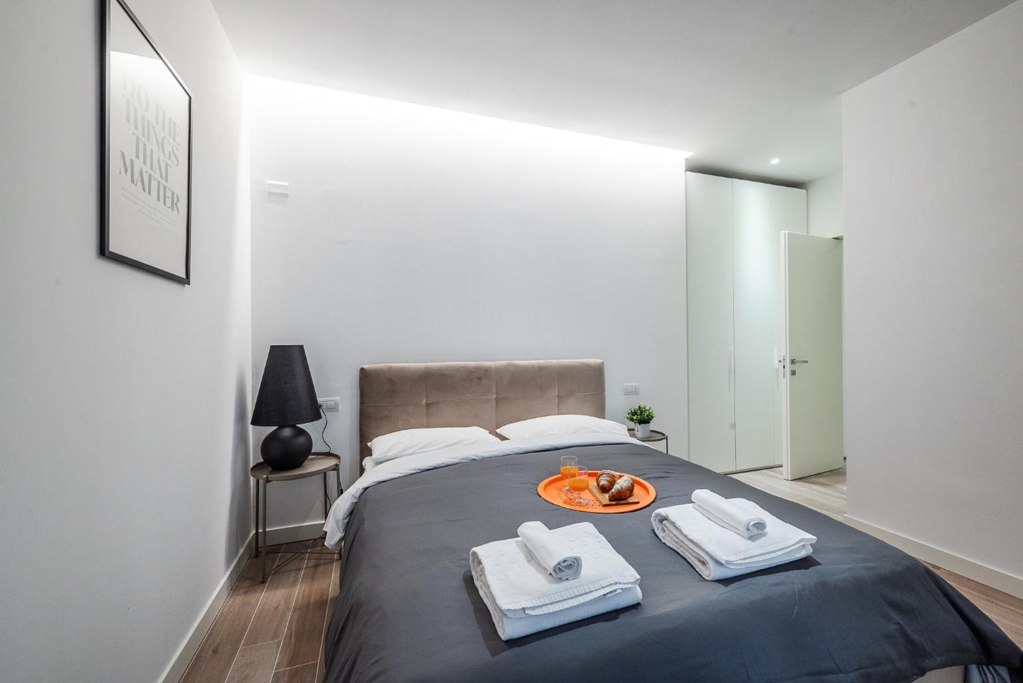 Urban Garden Flat In Modern Style Milan