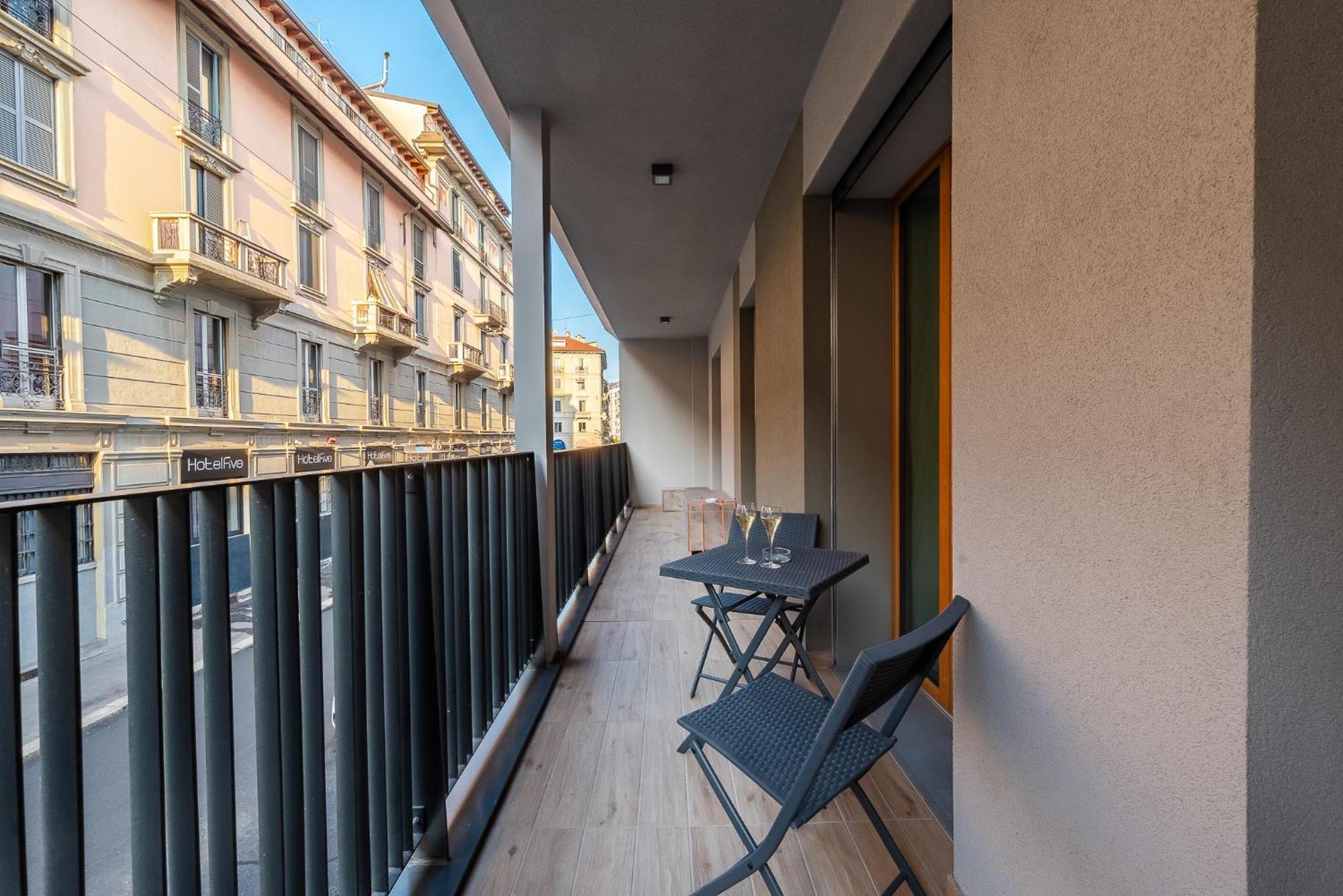 Urban Garden Flat In Modern Style Milan